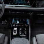 Audi A5 Uyumlu Vites Etrafı Piano Black Konsol Tpu Koruyucu 2025-2026 - Görsel 2